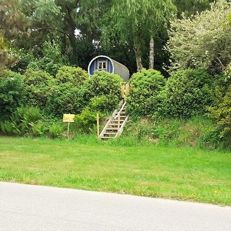 Hotel Retraite Rustique En Bordure De Foret A La Campagne Belle-Isle-en-Terre Exteriér fotografie